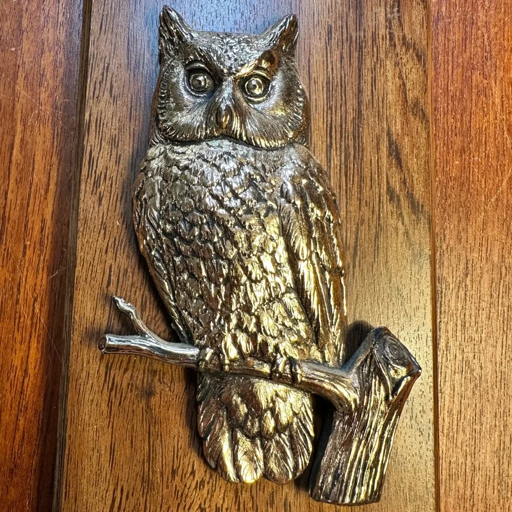 A&F Canada Vintage Dawson City Yukon 3D Owl Wood Plaque Wall Decor Size 6.5x3.75